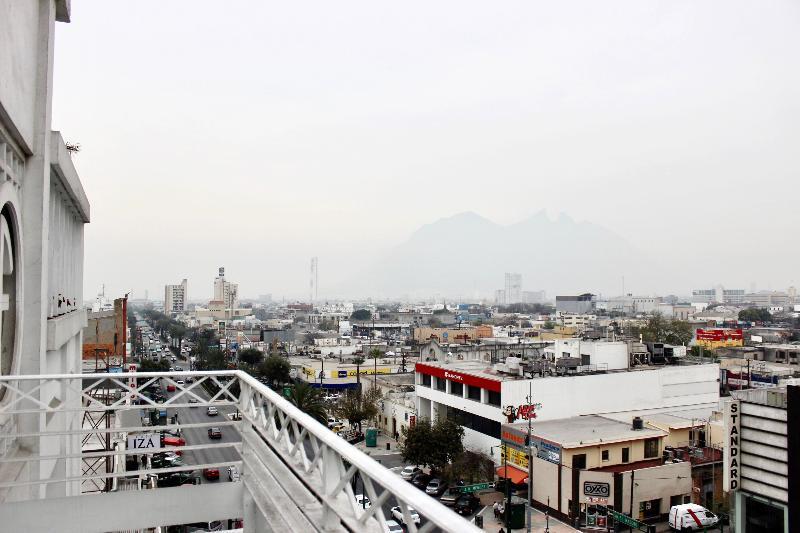 Hotel Plaza Del Arco Express Monterrey Exteriér fotografie