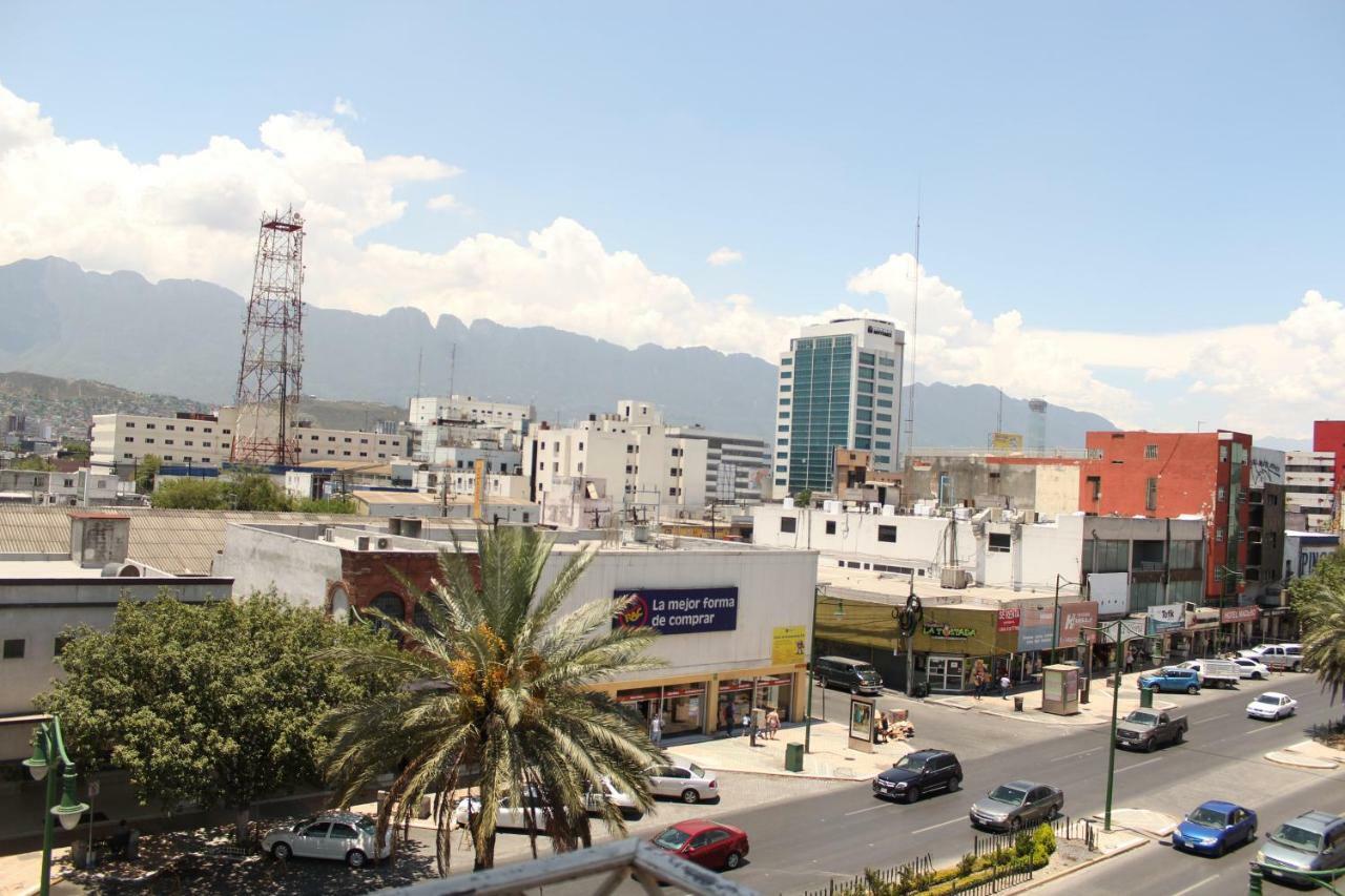Hotel Plaza Del Arco Express Monterrey Exteriér fotografie