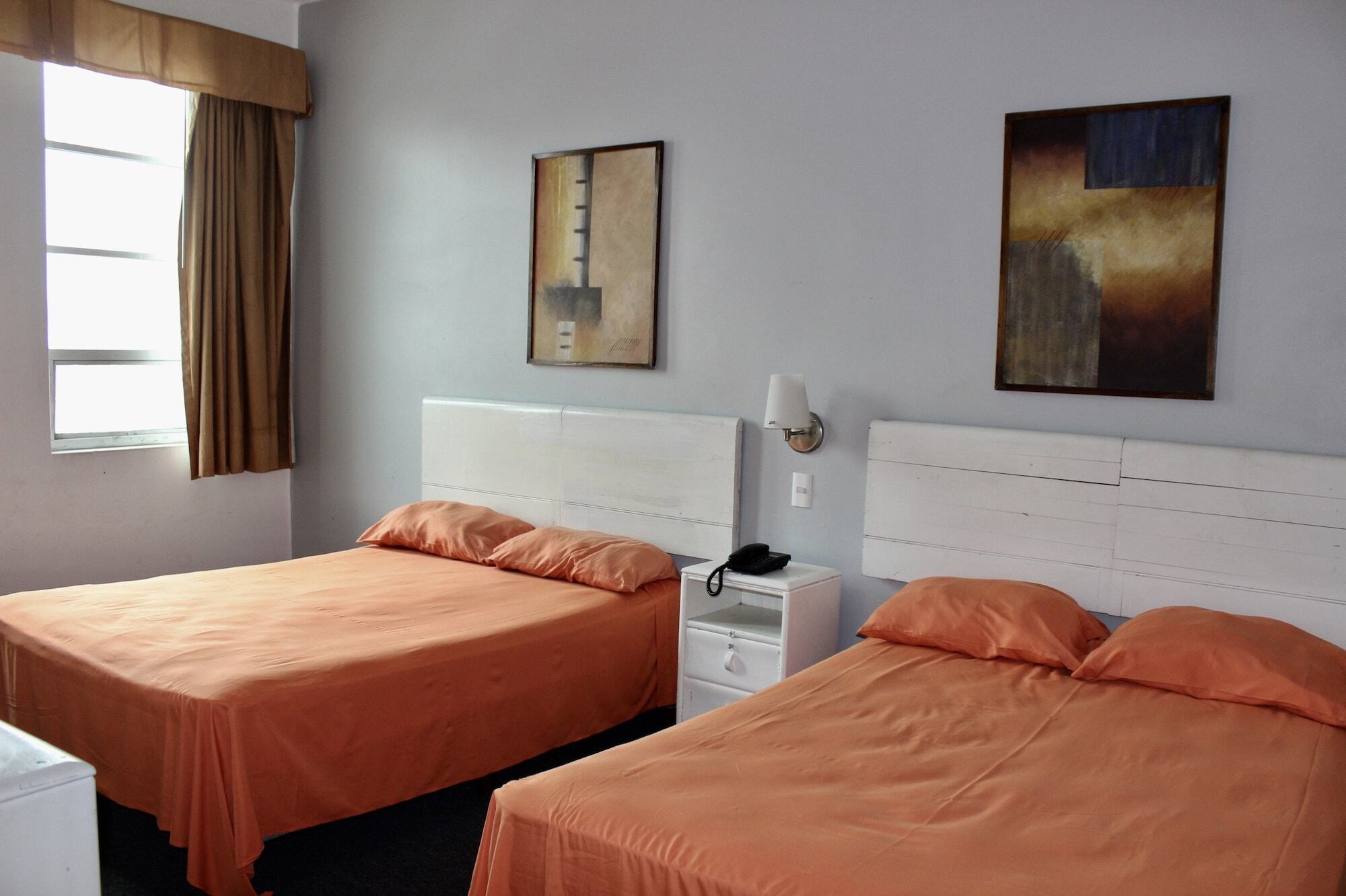 Hotel Plaza Del Arco Express Monterrey Exteriér fotografie